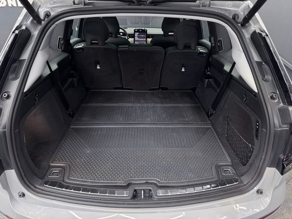 Volvo EX90 Plus 7prs 5d