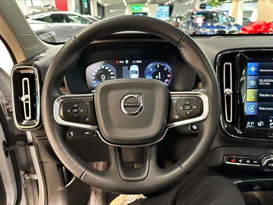 Volvo XC40 2,0 D3 150 Momentum aut. 5d