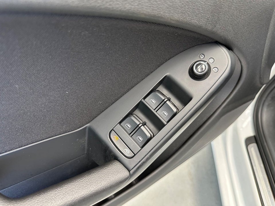 Audi A4 2,0 TDi 136 Avant 5d