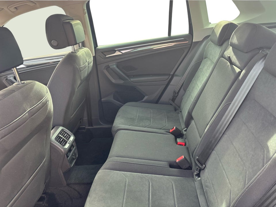 VW Tiguan 1,4 eHybrid Elegance DSG 5d