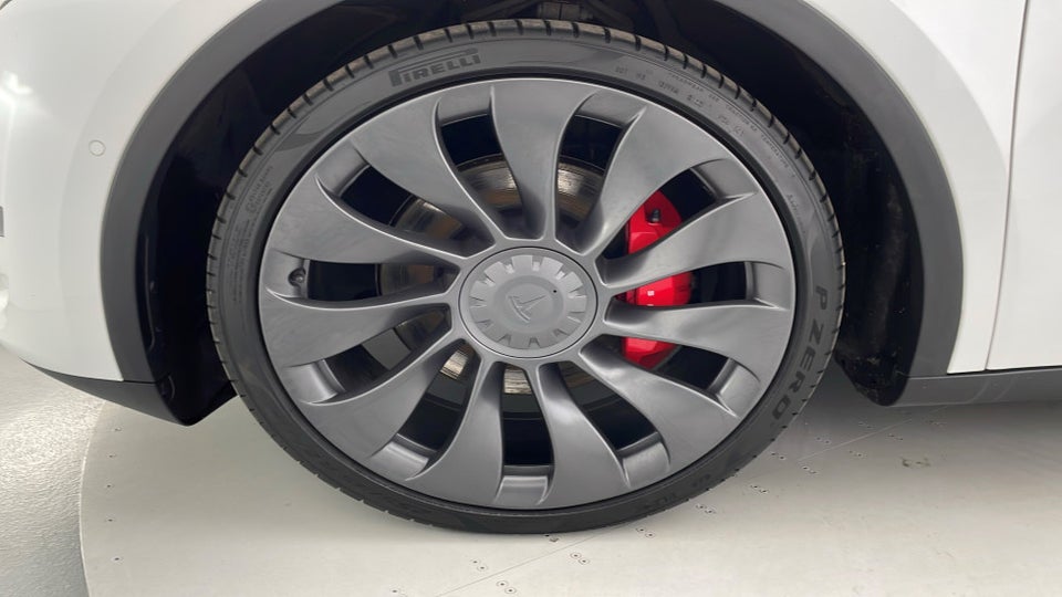 Tesla Model Y Performance AWD 5d