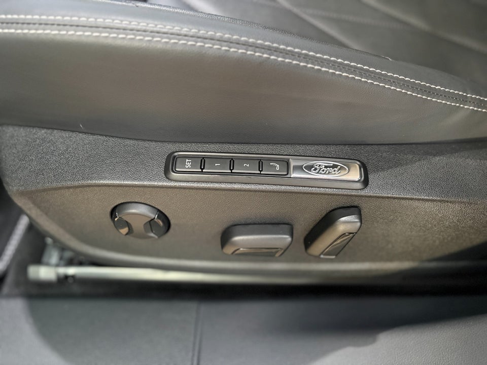 Ford Capri 79 Premium Extended Range AWD 5d