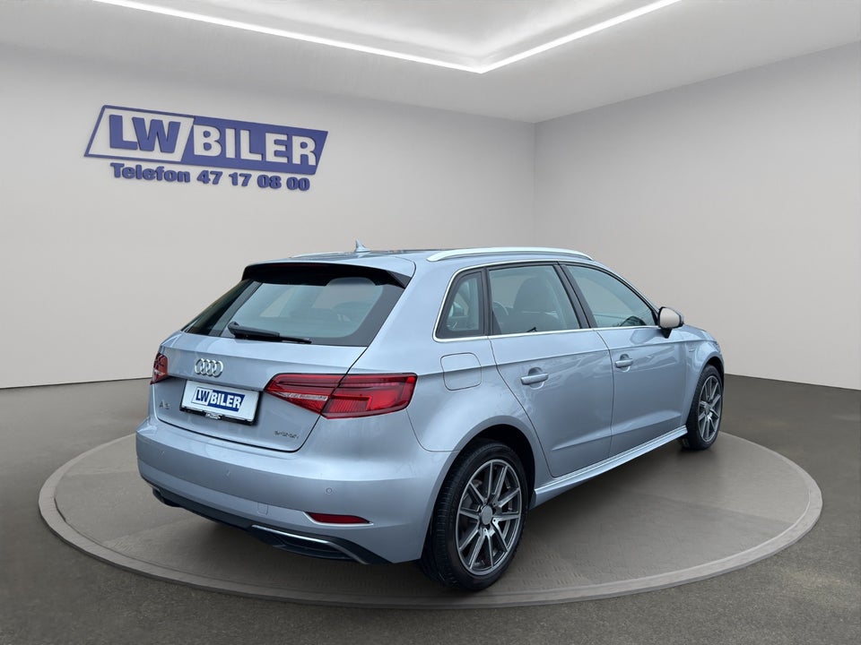 Audi A3 1,4 e-tron Sport Sportback S-tr. 5d