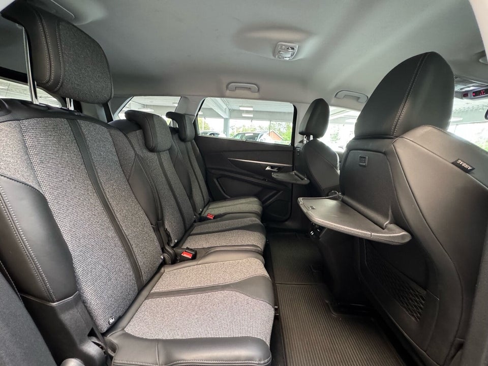 Peugeot 5008 1,6 e-THP 165 Allure EAT6 7prs 5d