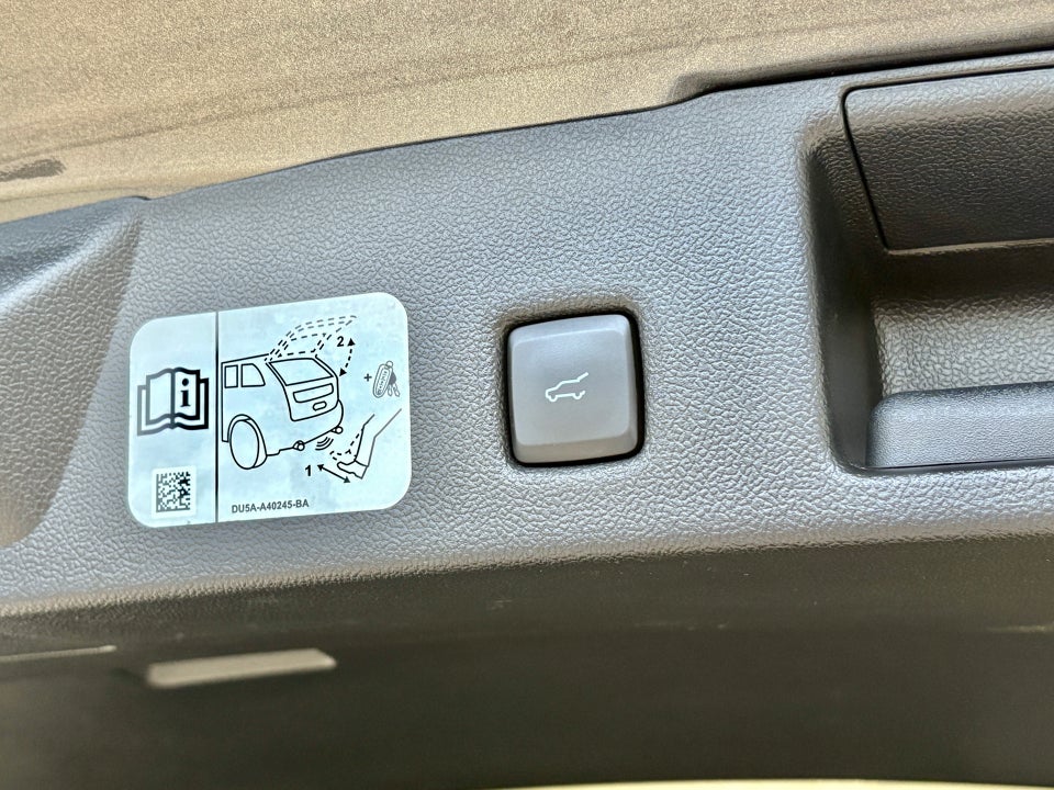 Ford Kuga 2,5 PHEV ST-Line X CVT 5d