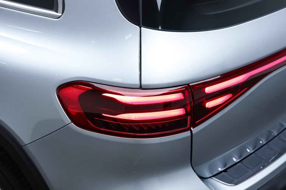 Mercedes EQB250+ Progressive 5d