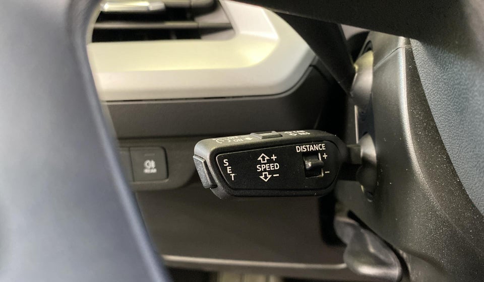 Audi Q4 e-tron 40  5d