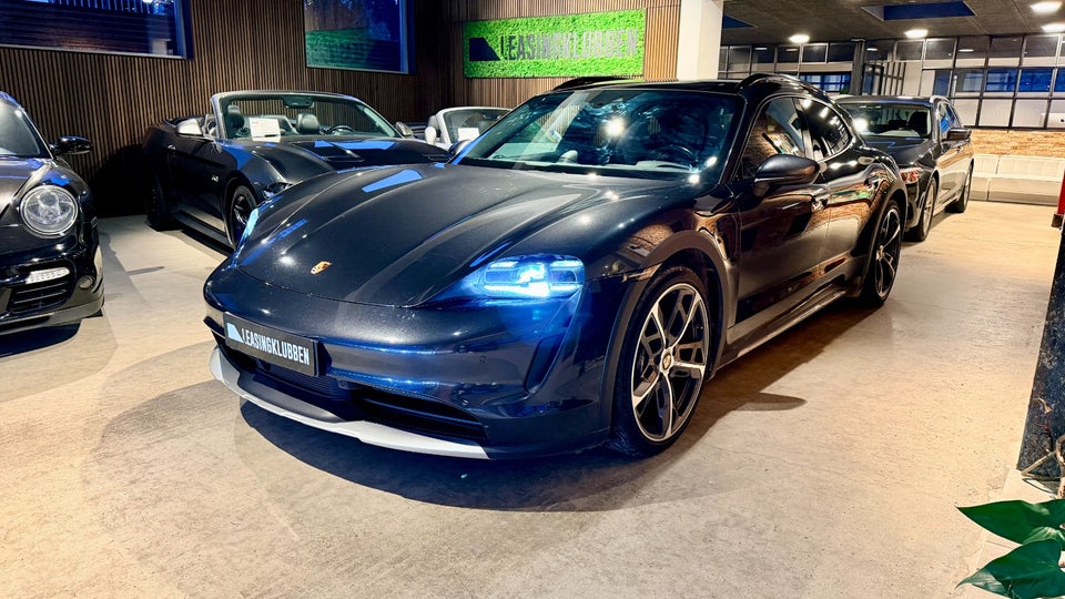 Porsche Taycan 4 Performance+ Cross Turismo 5d