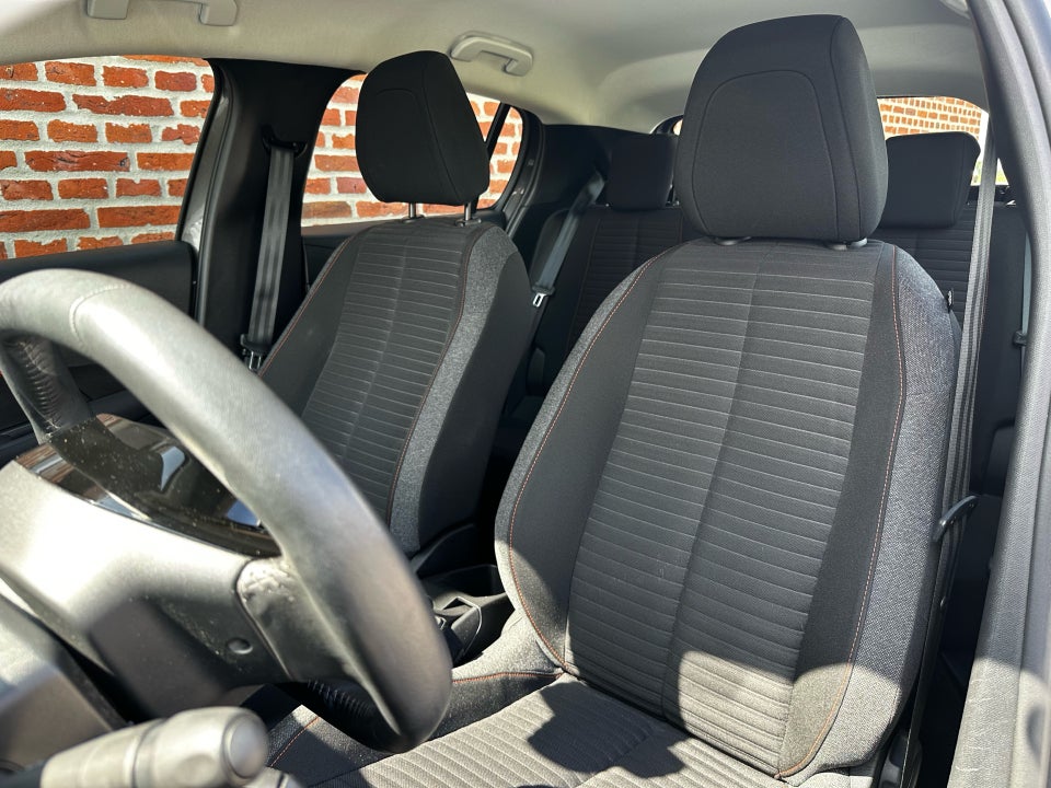 Peugeot 208 1,2 PureTech 75 Style 5d
