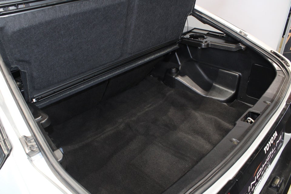 Toyota Corolla 1,6 GT Coupé 3d