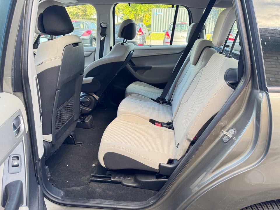 Citroën Grand C4 Picasso 2,0 HDi 138 Exclusive E6G 7prs 5d