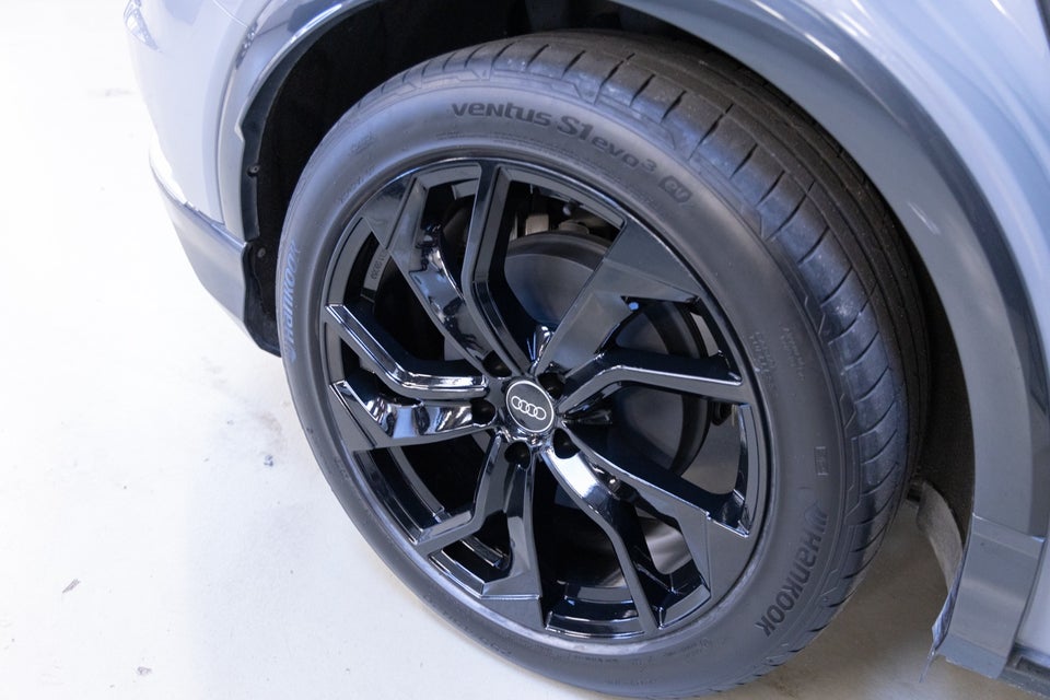 Audi Q4 e-tron 45 S-line Sportback 5d