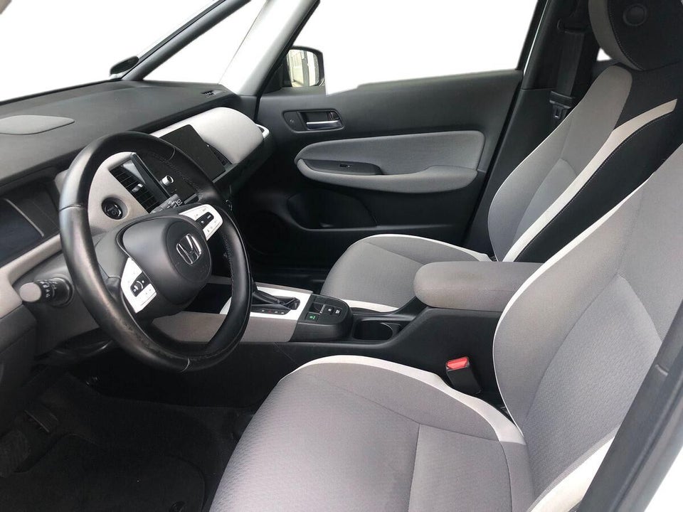 Honda Jazz 1,5 i-MMD Crosstar Executive eCVT 5d