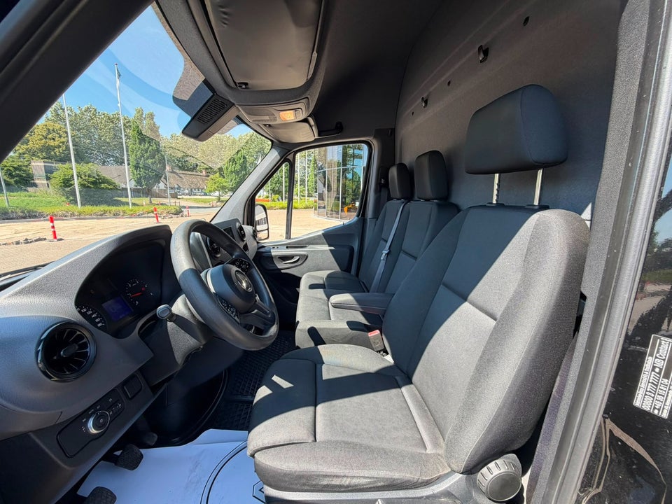 Mercedes Sprinter 214 2,2 CDi A2 Kassevogn FWD