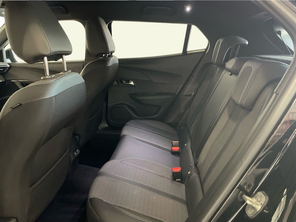 Peugeot 2008 1,2 PureTech 130 Allure Pack EAT8 5d