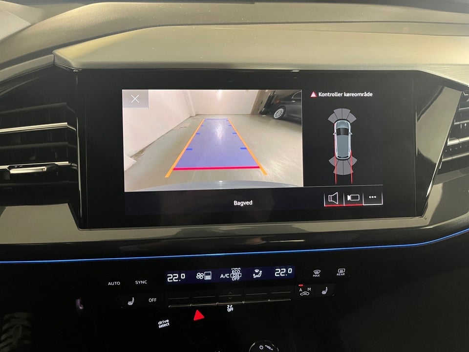 Audi Q4 e-tron 50 S-line quattro 5d