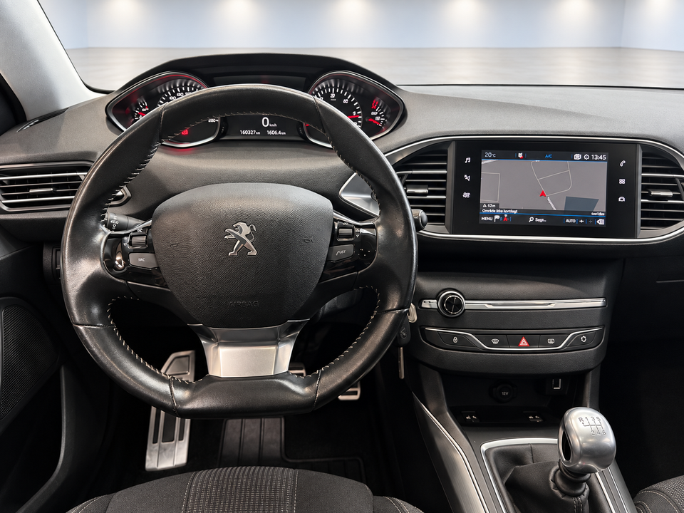 Peugeot 308 1,5 BlueHDi 130 Allure+ Sky SW 5d