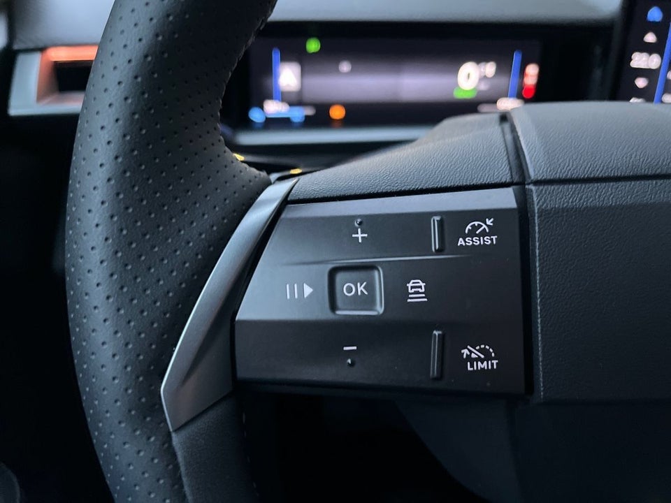 Opel Grandland-e 73 GS Sky 5d