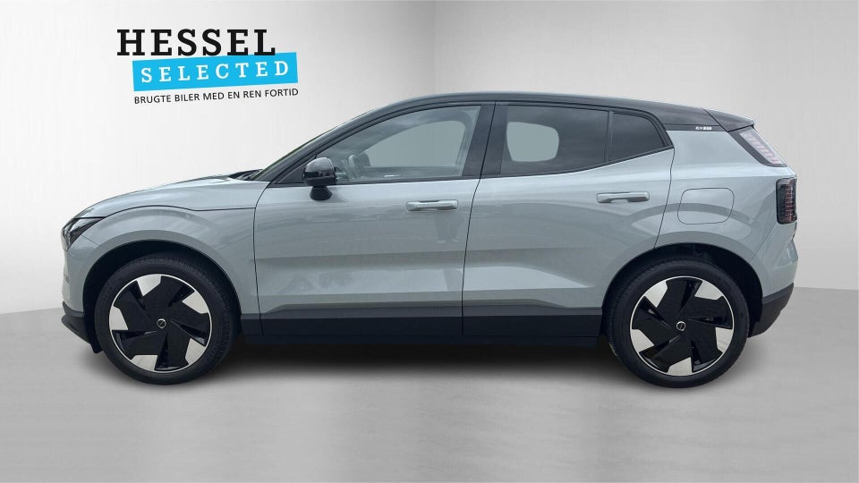 Volvo EX30 Extended Range Plus 5d
