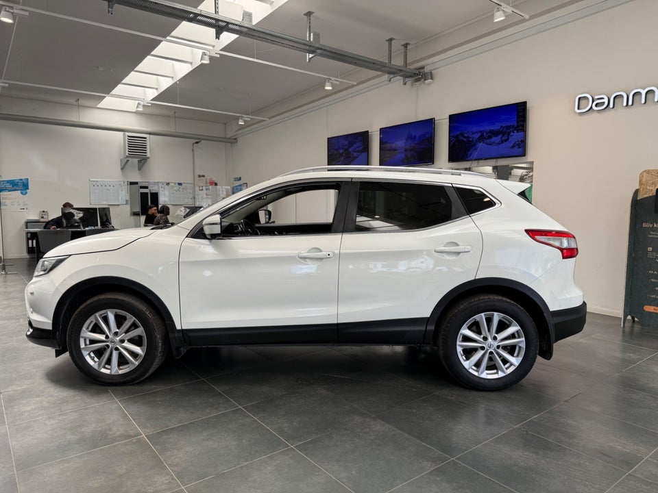 Nissan Qashqai 1,2 Dig-T 115 Tekna 5d