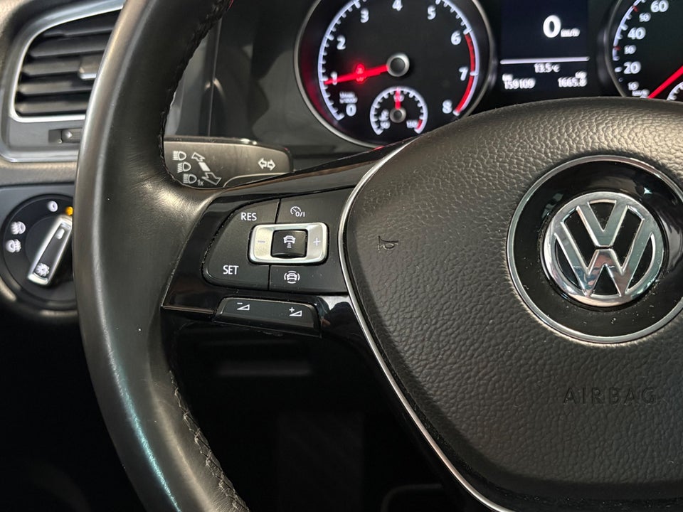 VW Golf VII 1,5 TSi 130 Highline Variant DSG 5d