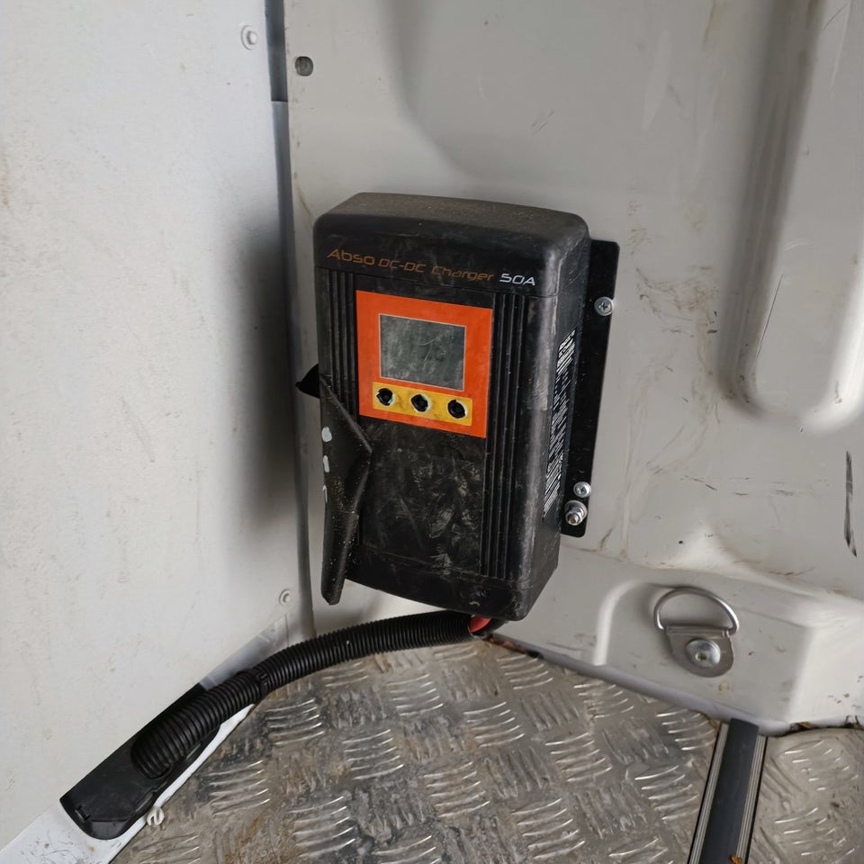 Peugeot Boxer 335 2,2 BlueHDi 140 L3H2 Premium