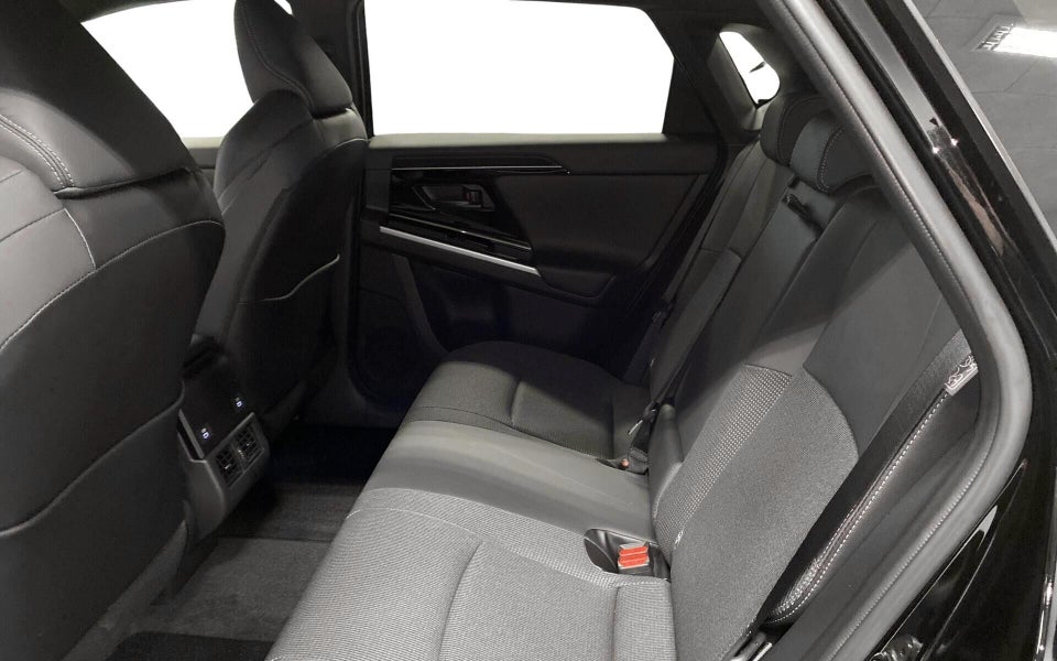 Toyota bZ4X 73 Executive 5d