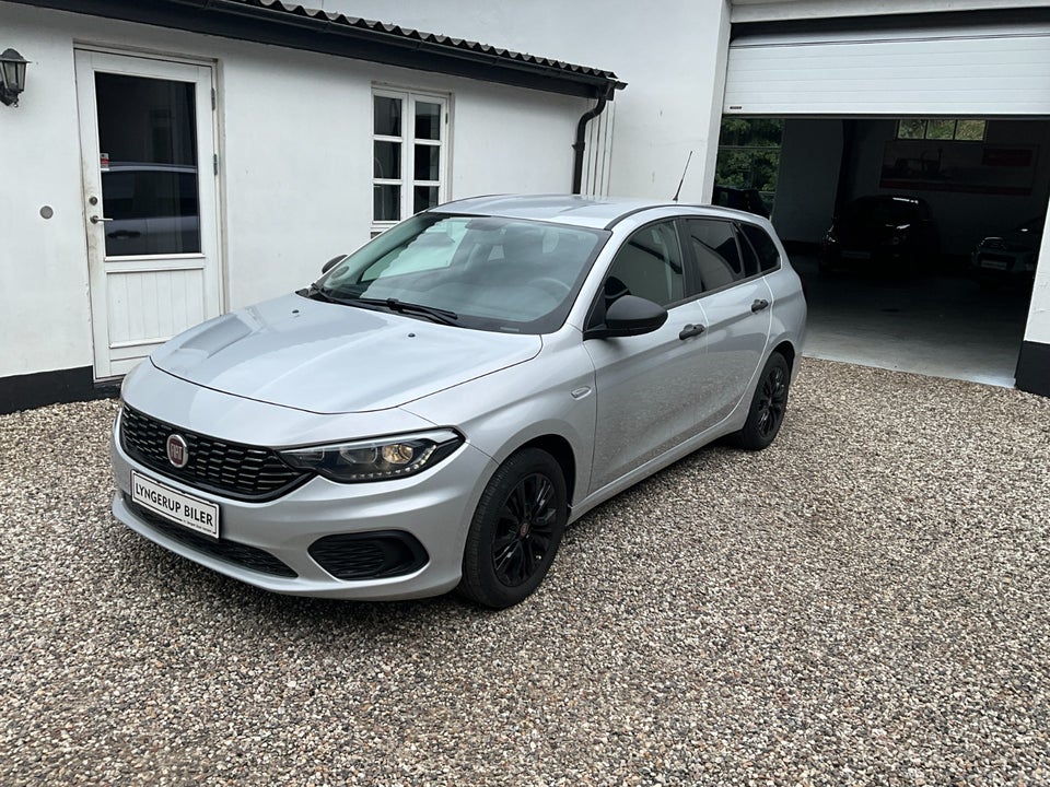 Fiat Tipo 1,4 16V Street SW 5d