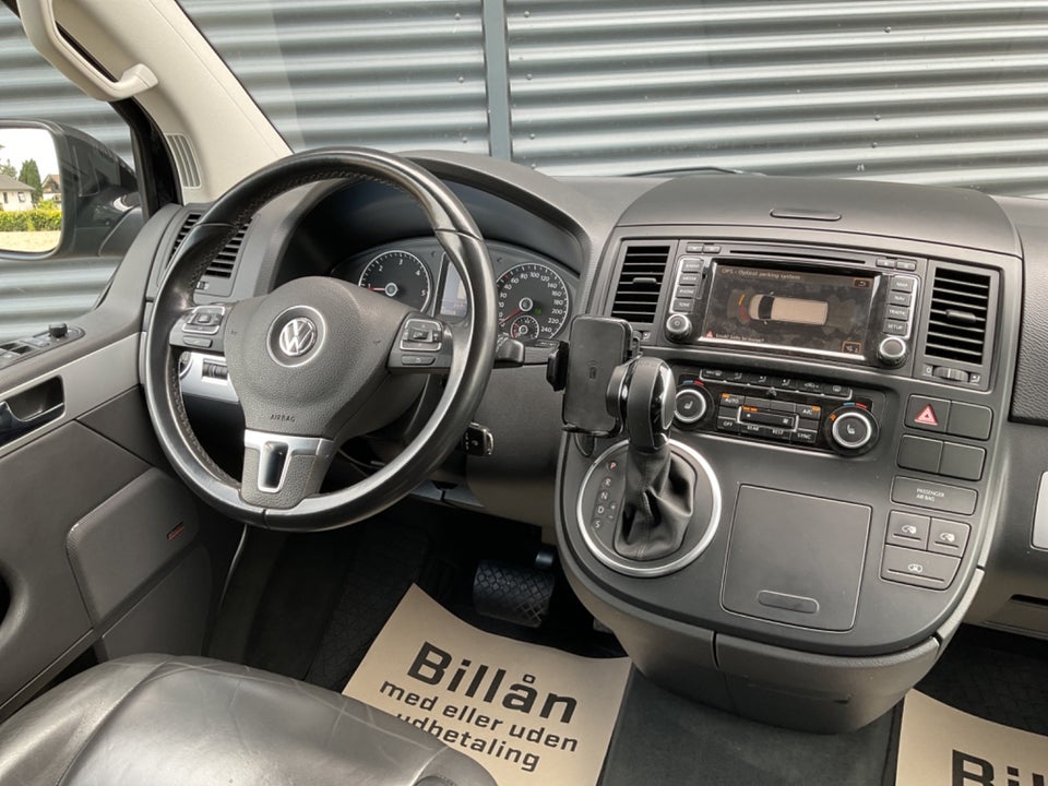VW Multivan 2,0 TDi 180 Highline DSG 4Motion kort 4d