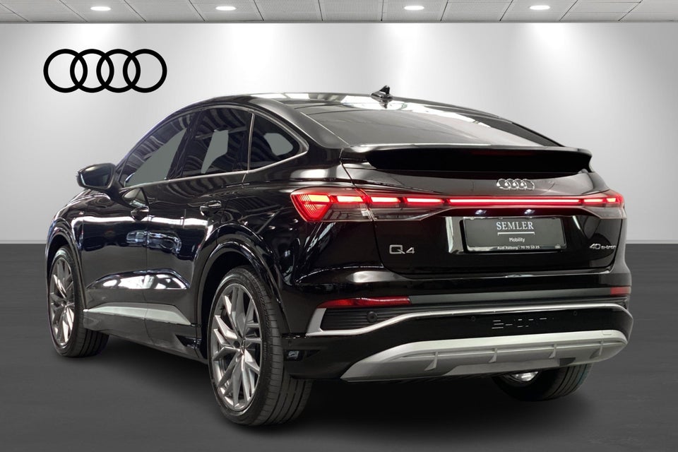 Audi Q4 e-tron 40 S-line Sportback 5d