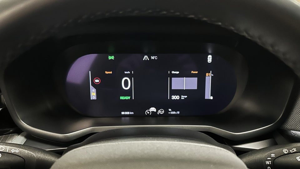 Polestar 2 Long Range 5d