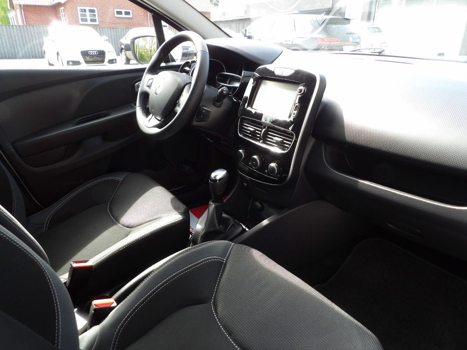 Renault Clio IV 0,9 TCe 90 Zen Sport Tourer 5d