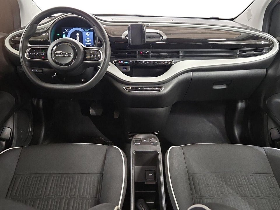 Fiat 500e 24 Action 3d