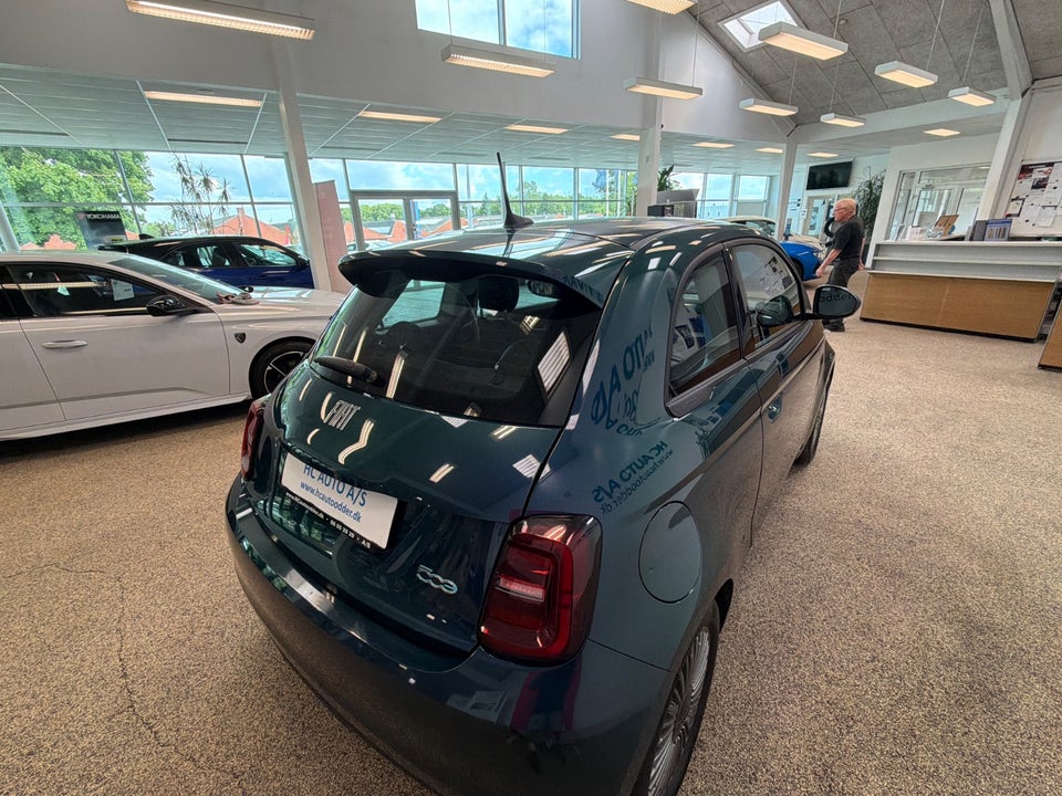 Fiat 500e 42 Icon 3d