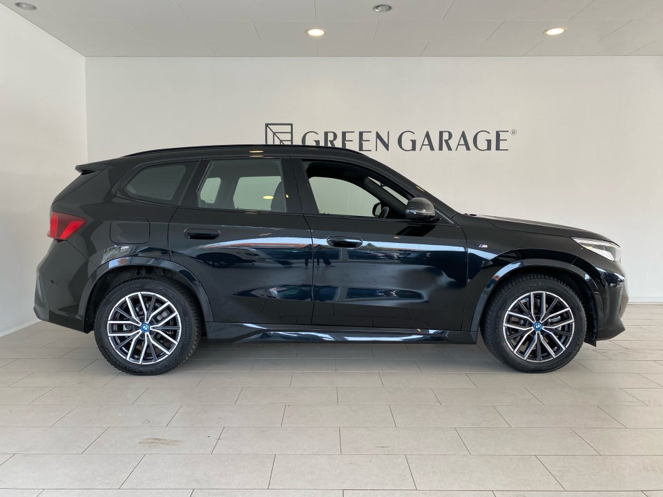 BMW iX1 xDrive30 M-Sport 5d