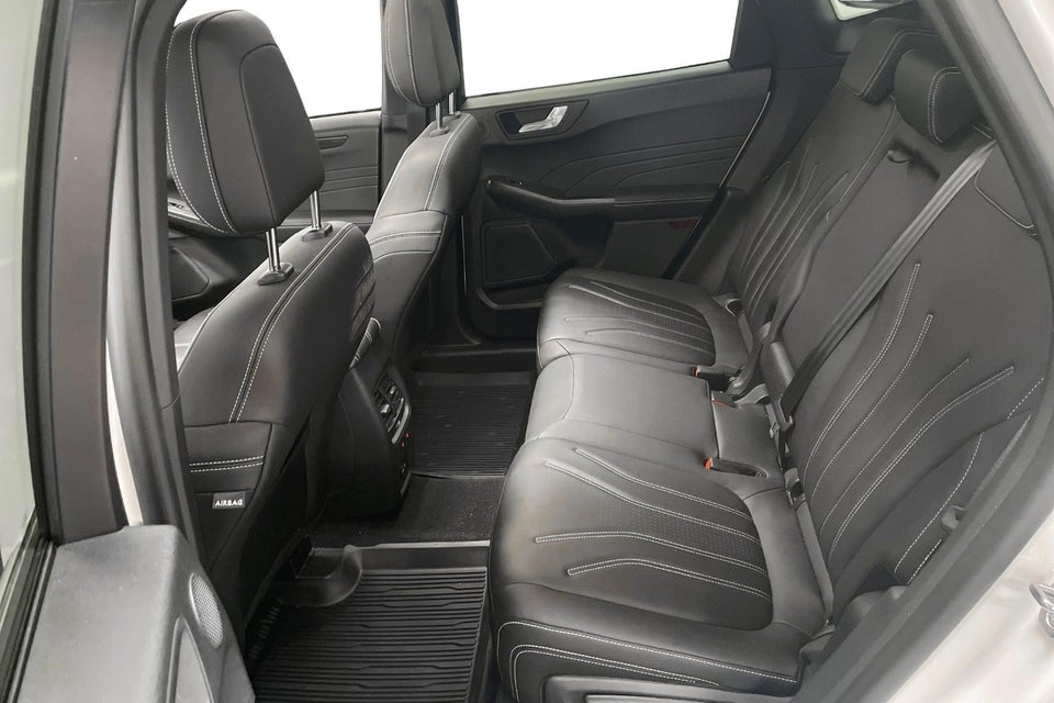 Ford Kuga 2,5 PHEV Vignale CVT 5d