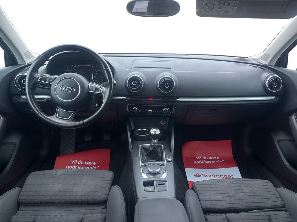 Audi A3 1,4 TFSi 125 Ambiente 4d
