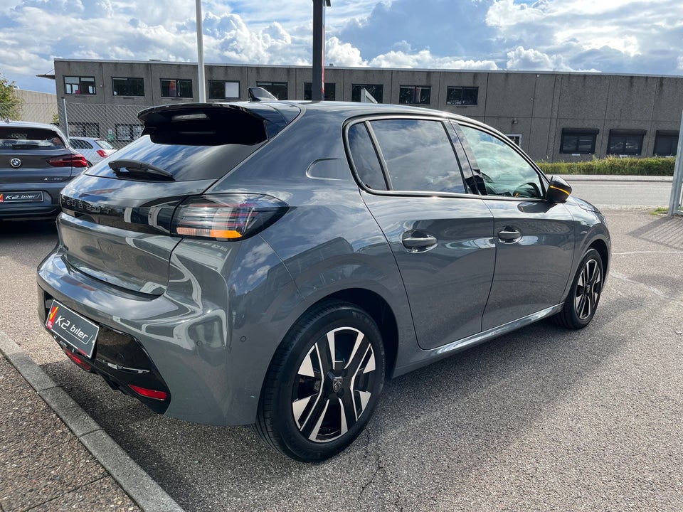 Peugeot 208 1,2 PureTech 100 Allure+ 5d