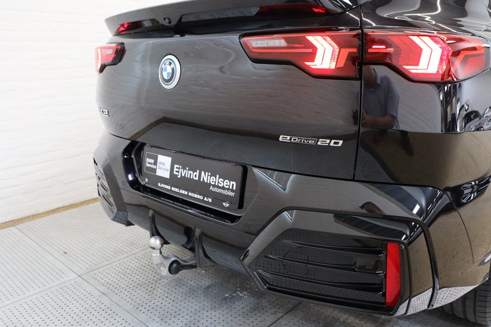 BMW iX2 eDrive20 Fully Charged M-Sport 5d
