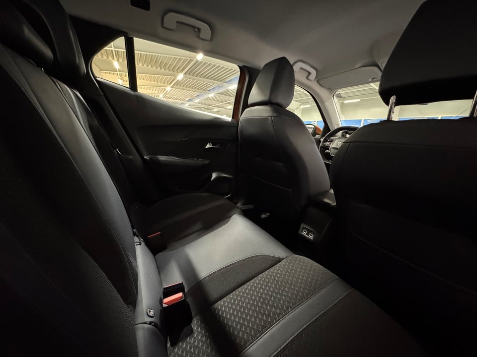 Peugeot 2008 1,2 PureTech 130 Active 5d