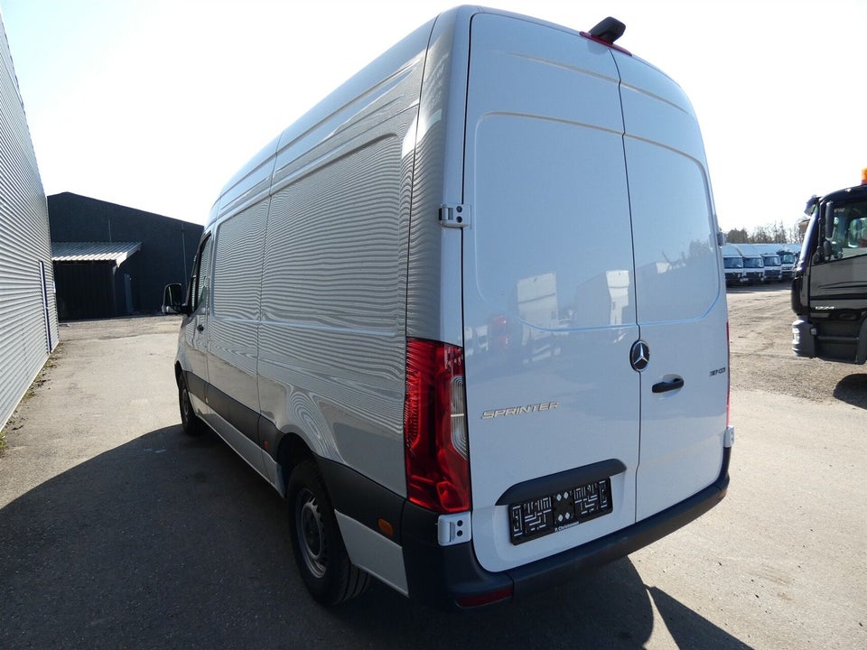 Mercedes Sprinter 317 2,0 CDi A2 Kassevogn PRO aut. RWD