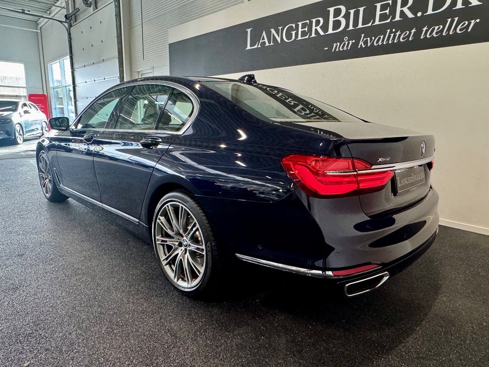 BMW 750i 4,4 xDrive aut. 4d