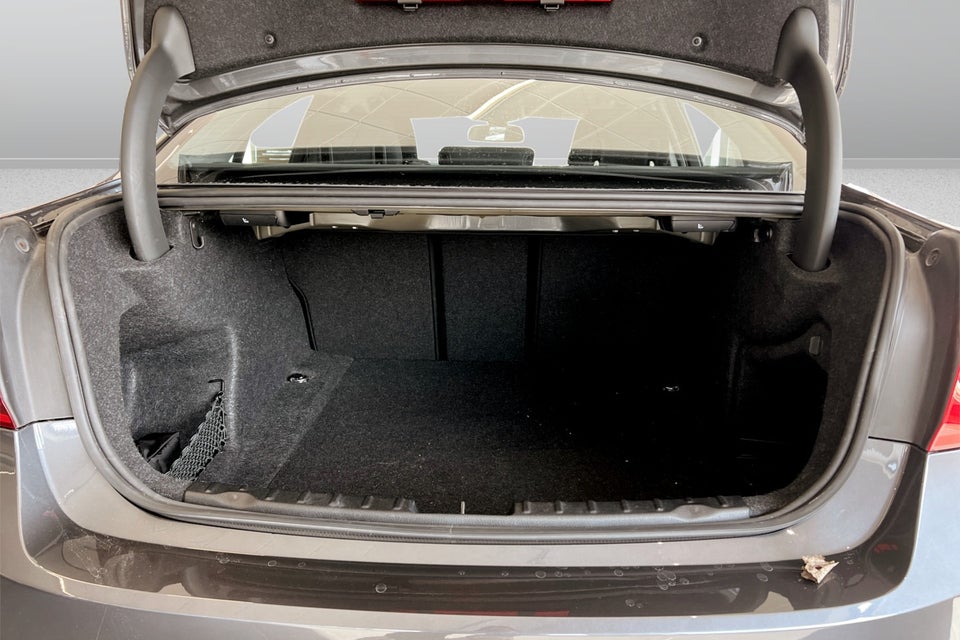 BMW 320i 2,0 Executive aut. 4d