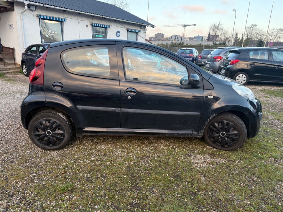 Peugeot 107 1,0 Active 5d