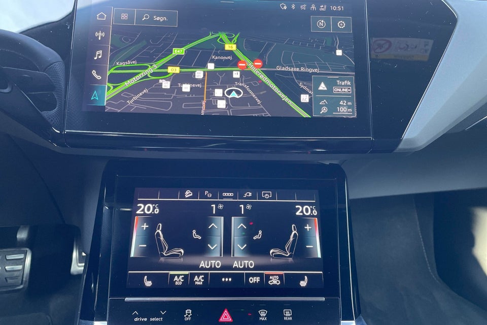 Audi Q8 e-tron 55 S-line Sportback quattro 5d