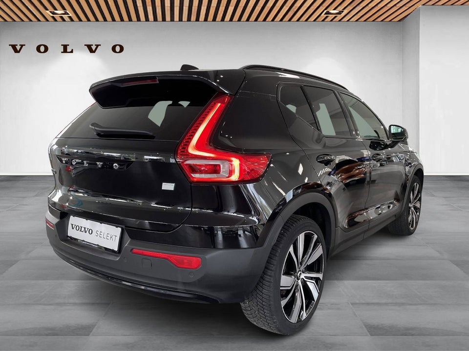 Volvo XC40 P6 ReCharge Pro 5d