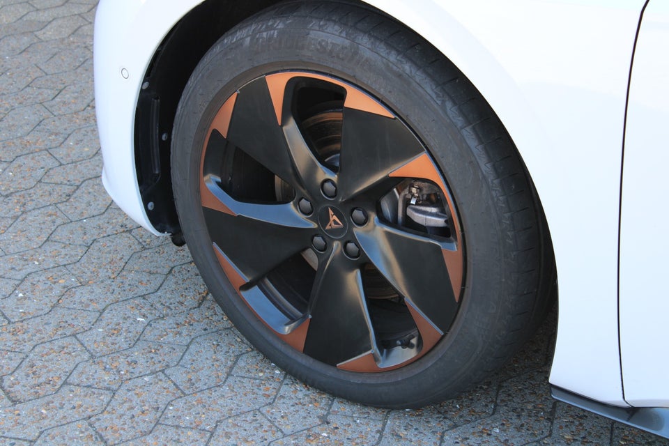 Cupra Born 58 Dinamica Pack High 5d