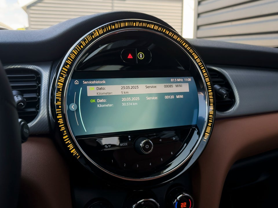 MINI Cooper SE Yours Trim 3d