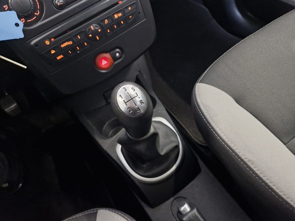 Renault Clio III 1,2 16V Authentique Sport Tourer 5d