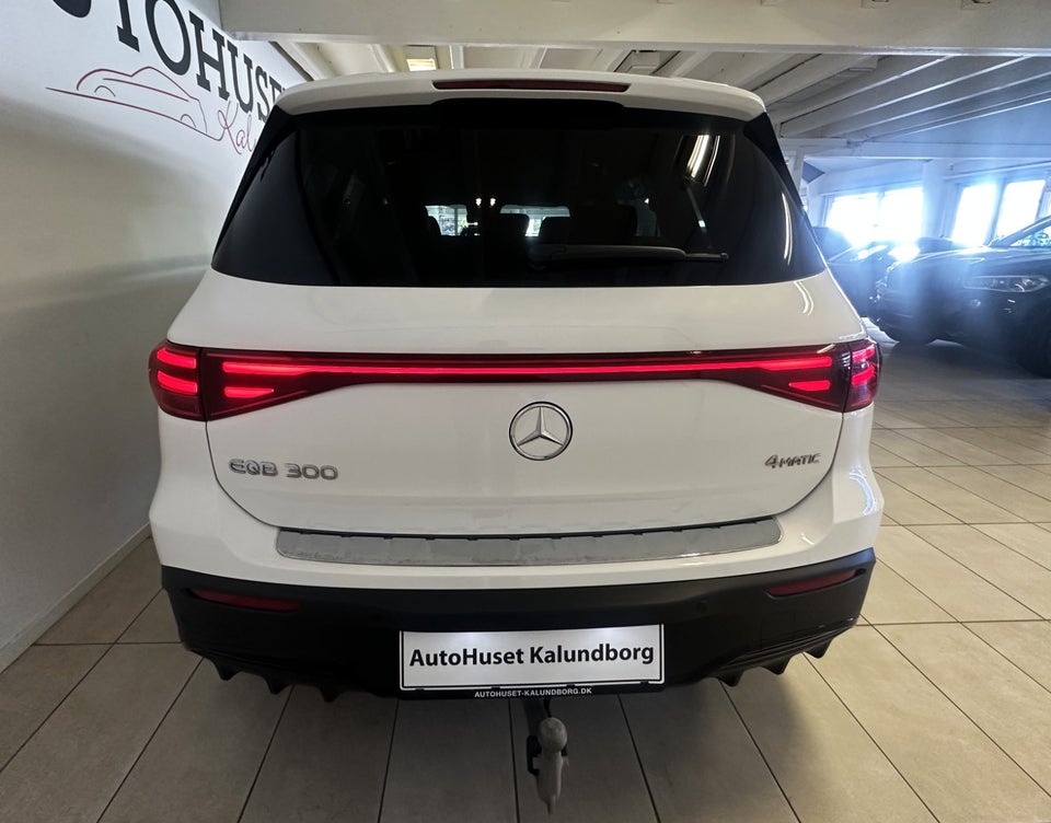 Mercedes EQB300 AMG Advance Plus 4Matic 5d